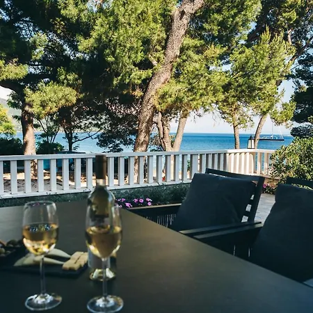 Family Mirjam Orebić