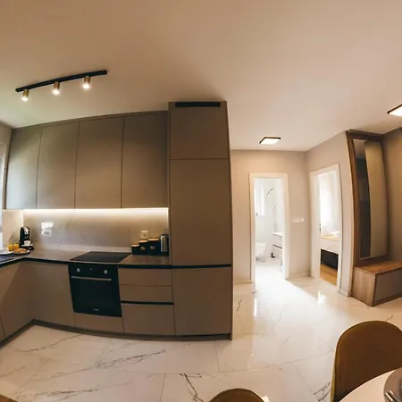 Daire Family Mirjam *